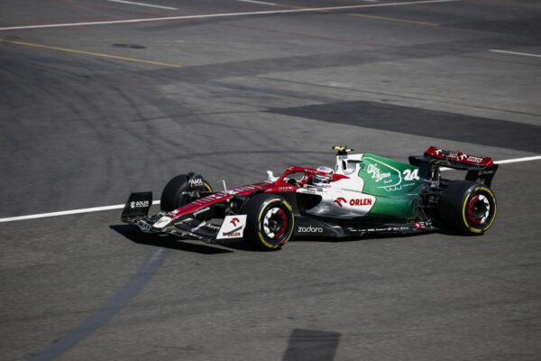 Guanyu Zhou, Alfa Romeo