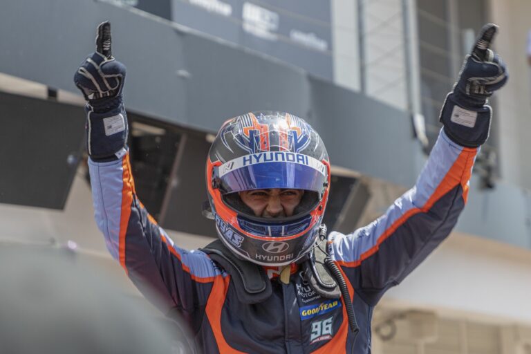 Mikel Azcona, Hyundai, WTCR, racingline.hu