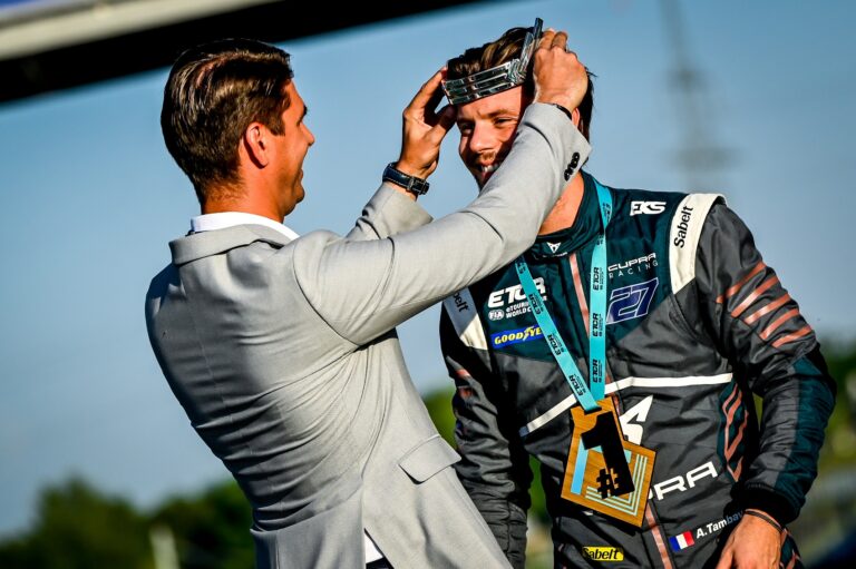Adrien Tambay, EKS Cupra, ETCR, Oláh Gyárfás, Hungaroring, racingline.hu