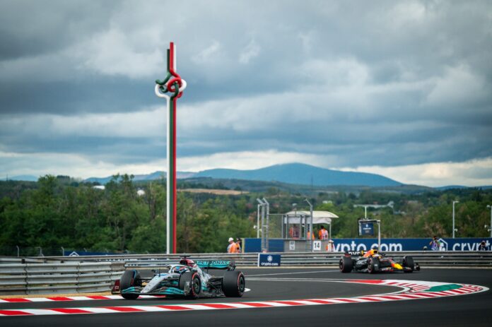 George Russell, Max Verstappen, Mercedes, Red Bull, Hungaroring