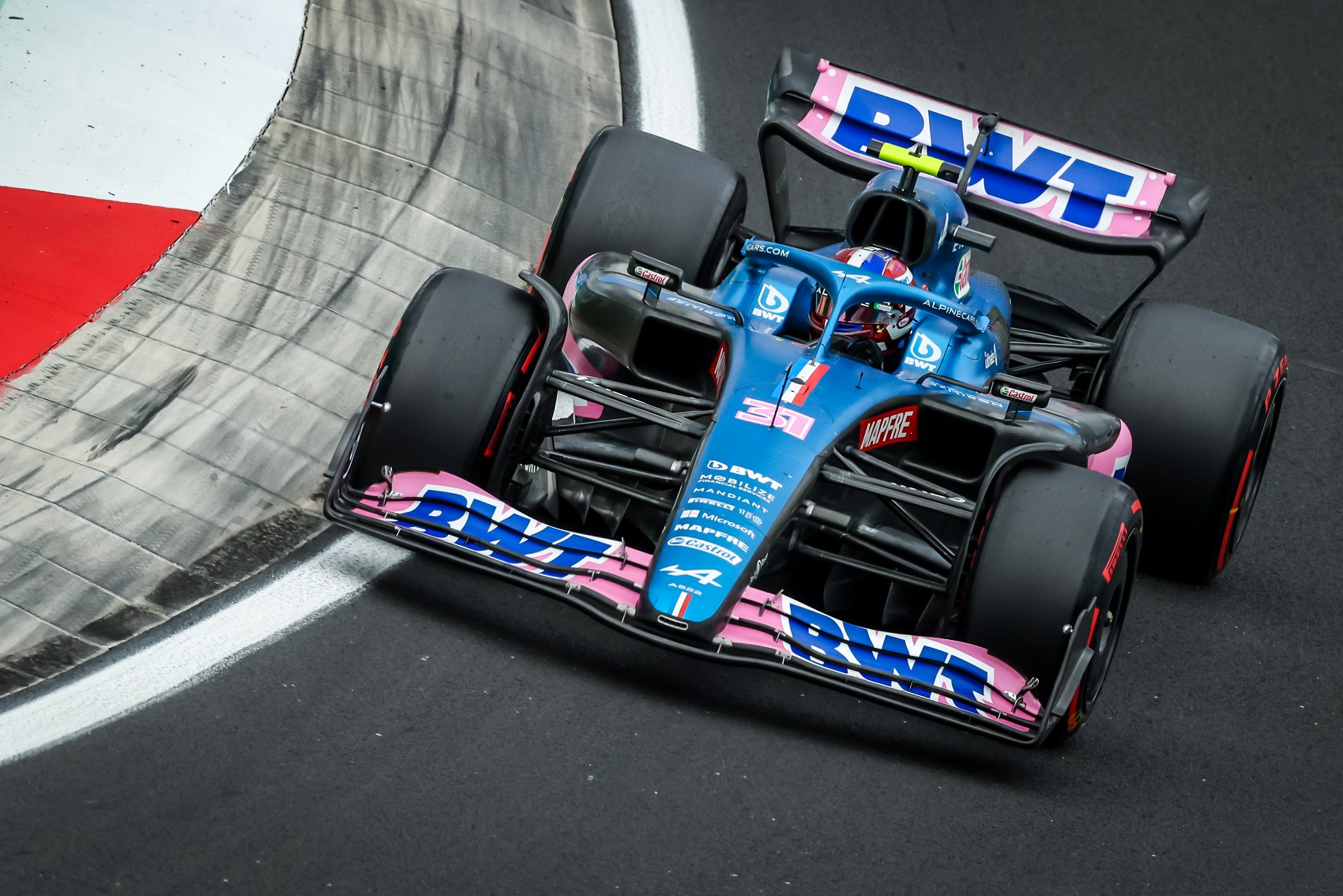 Így ferdíti el a valóságot a Drive to Survive Ocon szerint