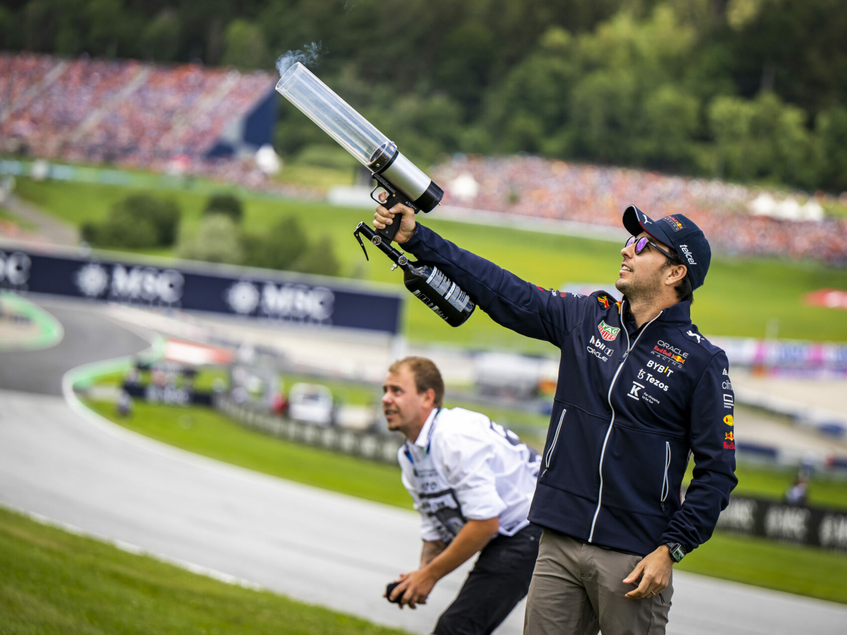 Red Bull: Mondtuk Péreznek, hogy a 4-es kanyarban ne próbálkozzon