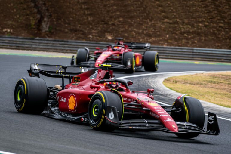 Carlos Sainz, Charles Leclerc, Ferrari