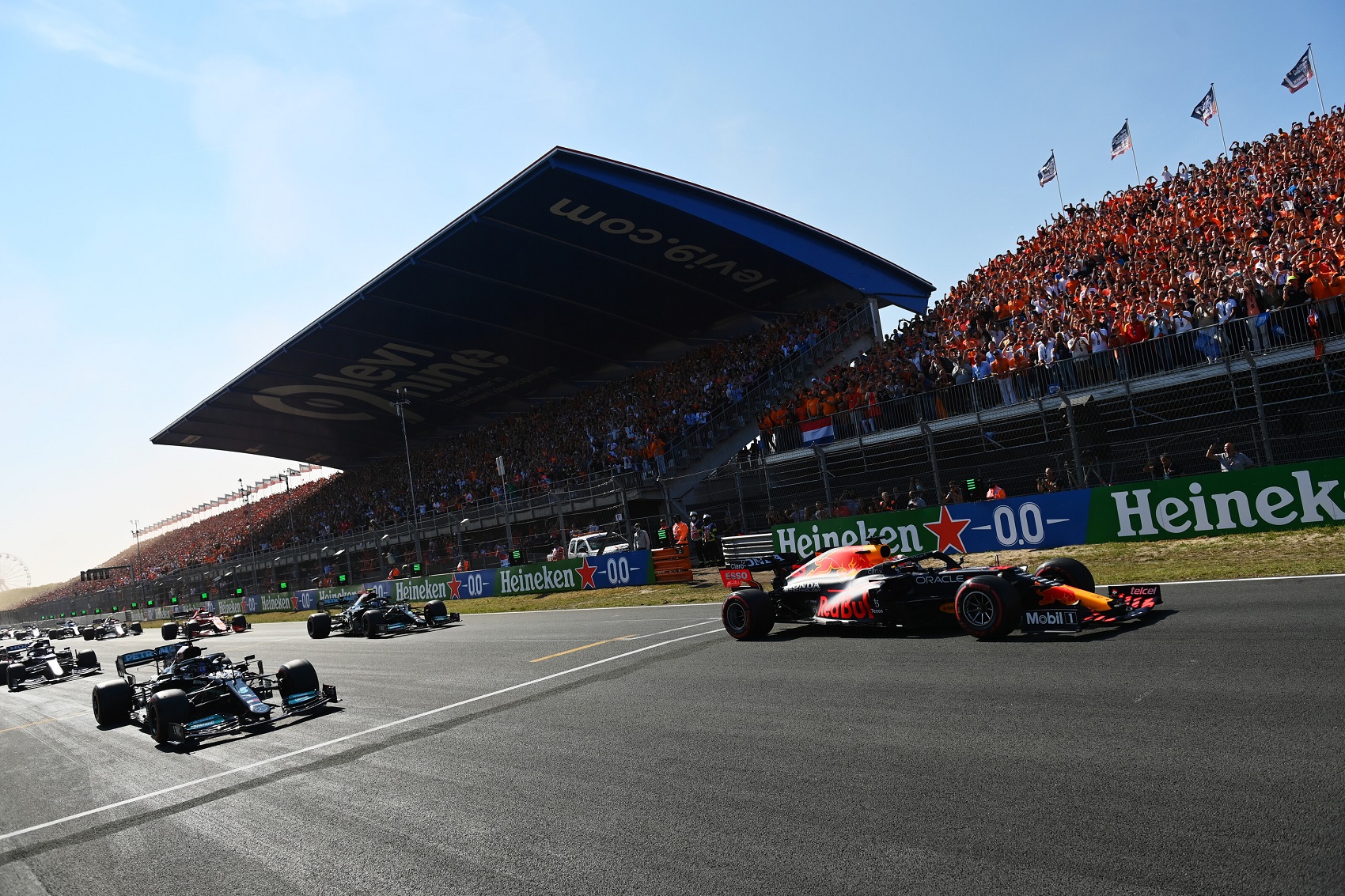 A Nightwish énekesnője énekel majd a Holland Nagydíj rajtja előtt!