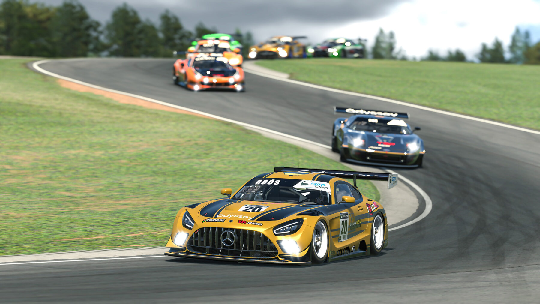 Roós András idei első SIM Liga győzelmét szerezte a második futamon