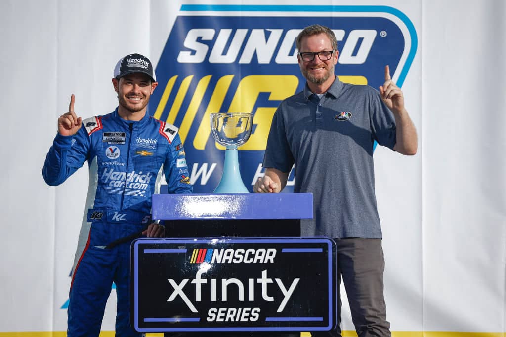 Kyle Larson és Dale Earnhadt Jr.