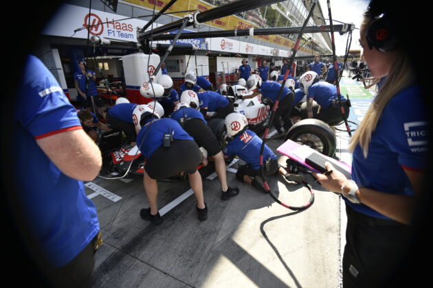 Haas, pit stop