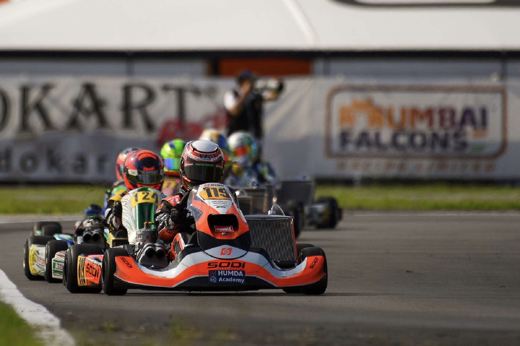 Történelmi magyar siker az FIA gokart-világbajnokságon, Hideg Ádám világbajnoki második lett