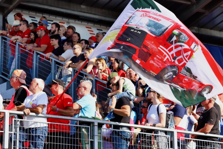 kiss norbert, kamion