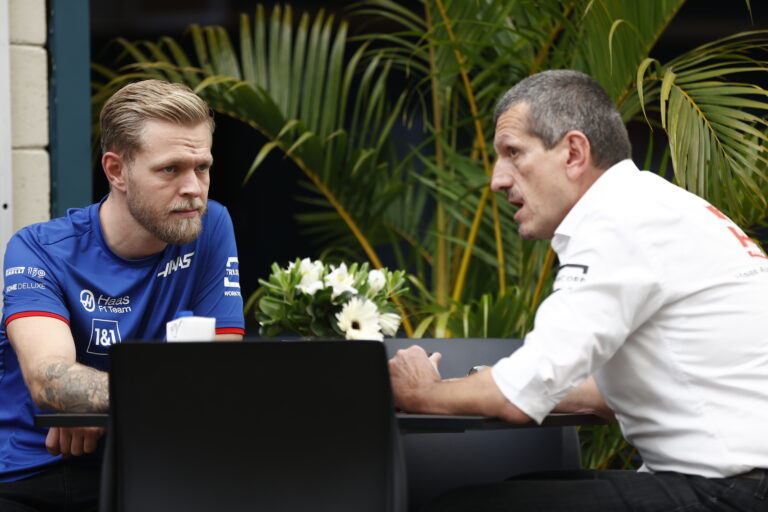 Kevin Magnussen, Günther Steiner