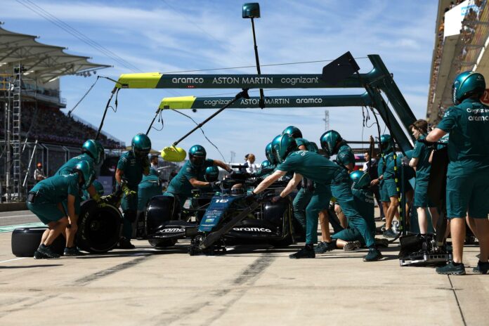 Aston Martin F1, Brad pitt