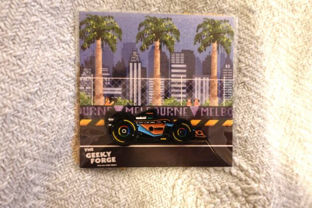 The Geeky Forge kitűző,