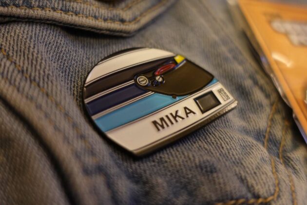 The Geeky Forge kitűző,