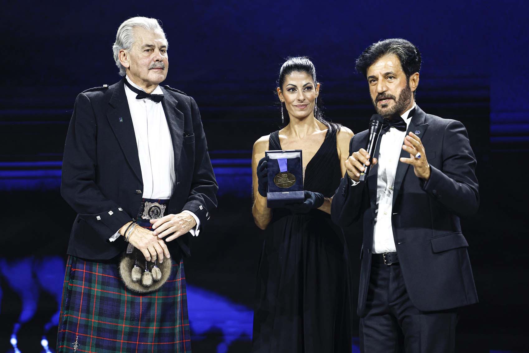 FIA: A közösségi média miatt kellett távoznia Masinak