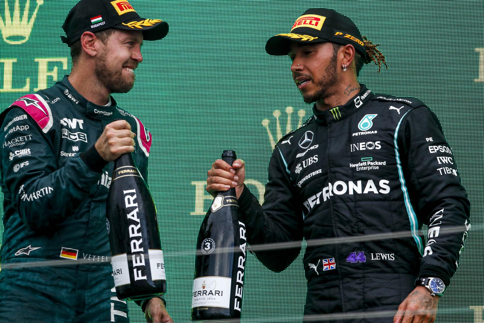 Mi igaz abból, hogy Vettel jöhet Hamilton helyére a Mercedeshez?