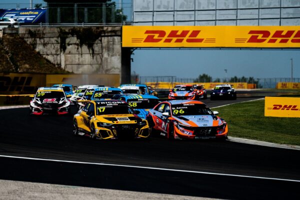 mikel azcona, Nathanaël Berthon, tcr