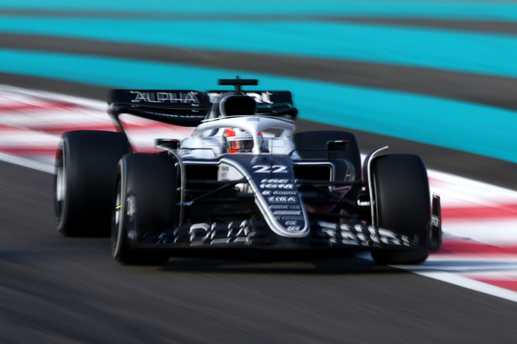 A tengerentúlon mutatja majd be új autójának festését az AlphaTauri