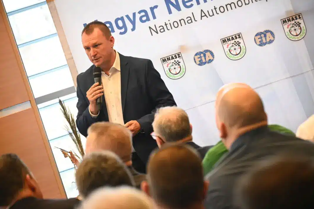 Szujó Zoltán, MNASZ