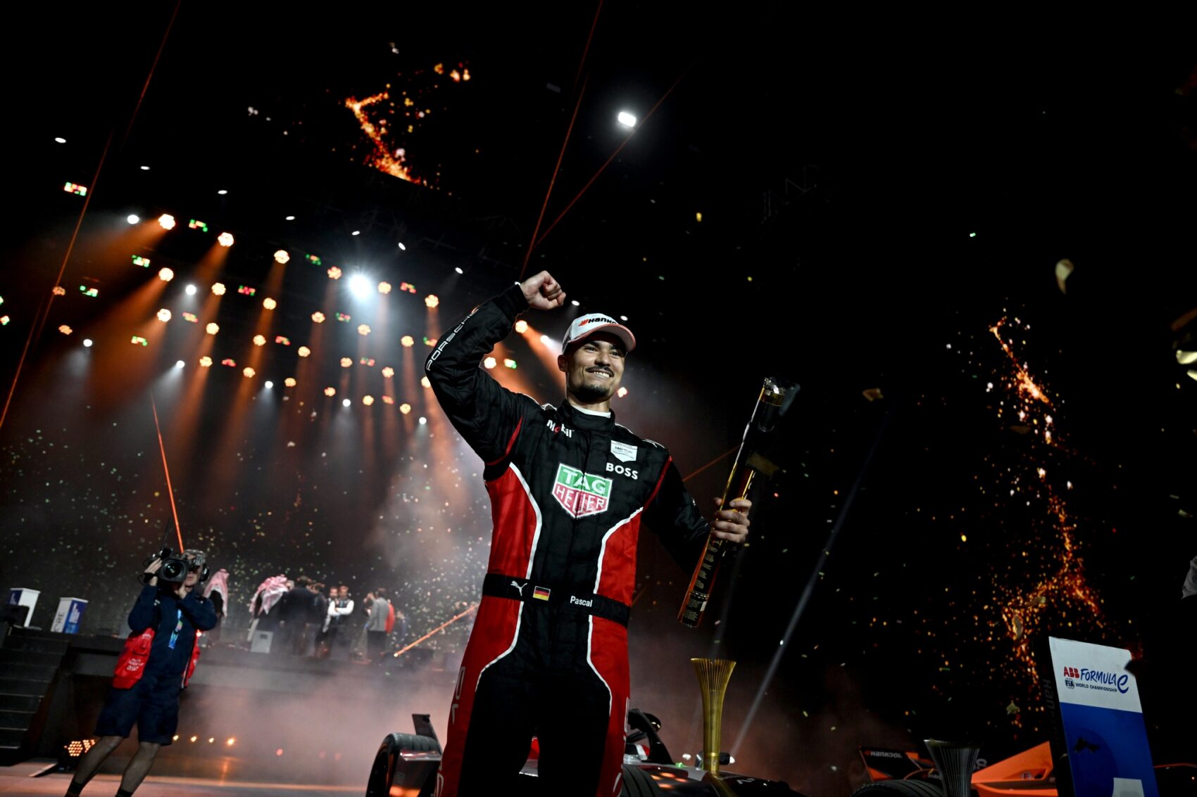 Újabb Wehrlein győzelem és McLaren dobogó a második szaúdi versenyen