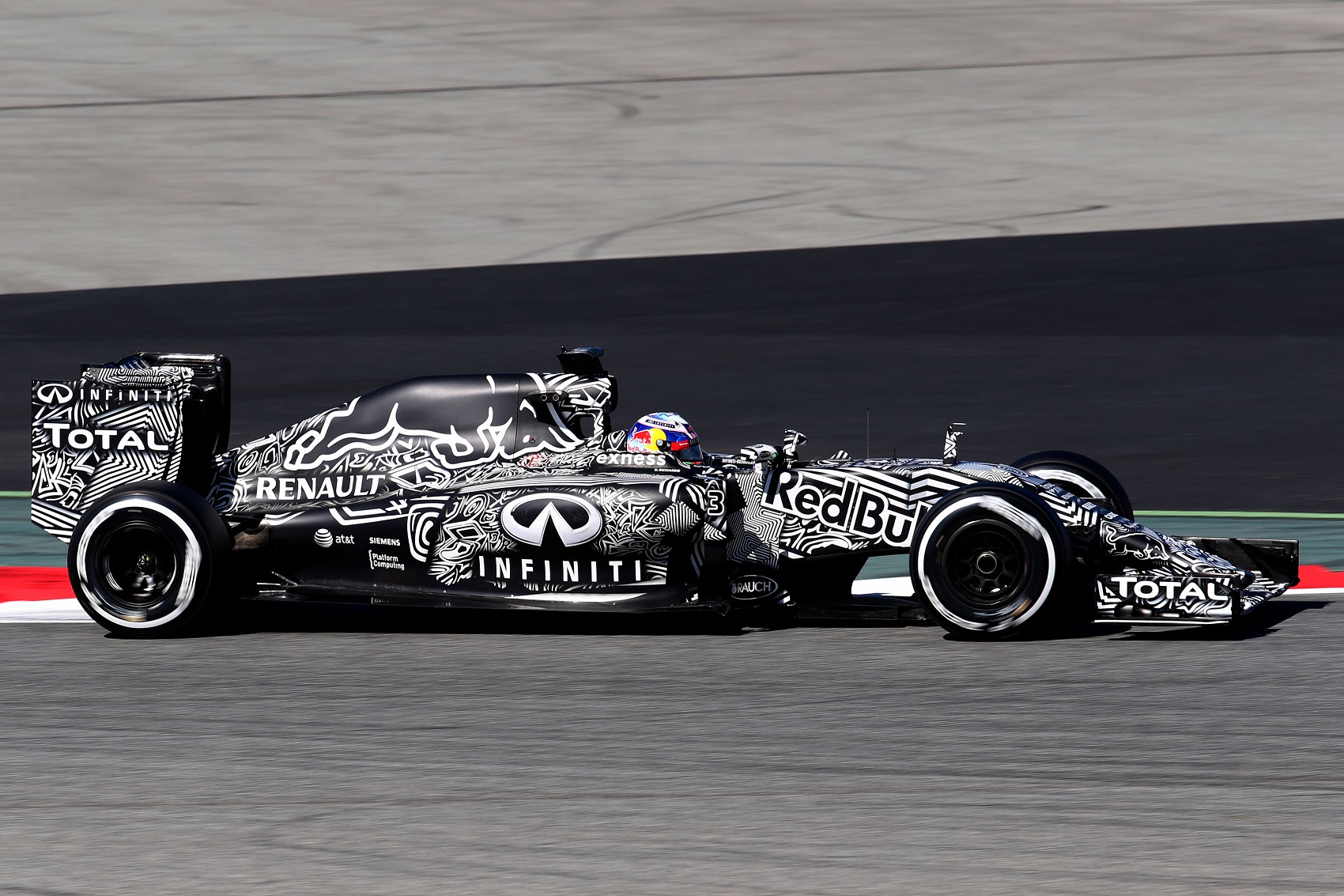 Most te is megtervezheted a Red Bull három leendő idei festését!