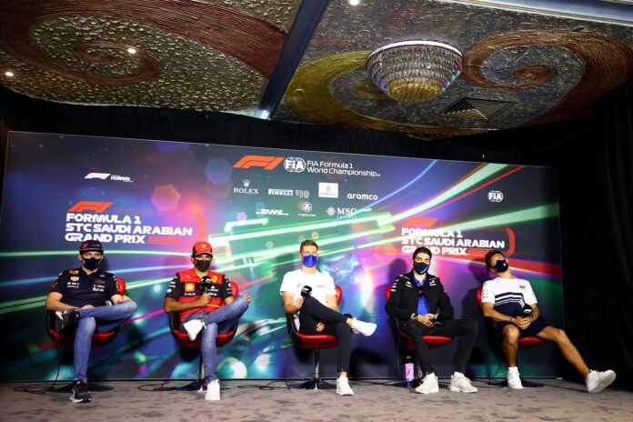 Max Verstappen, Carlos Sainz, Mick Schumacher, Esteban Ocon, Pierre Gasly, versenyző