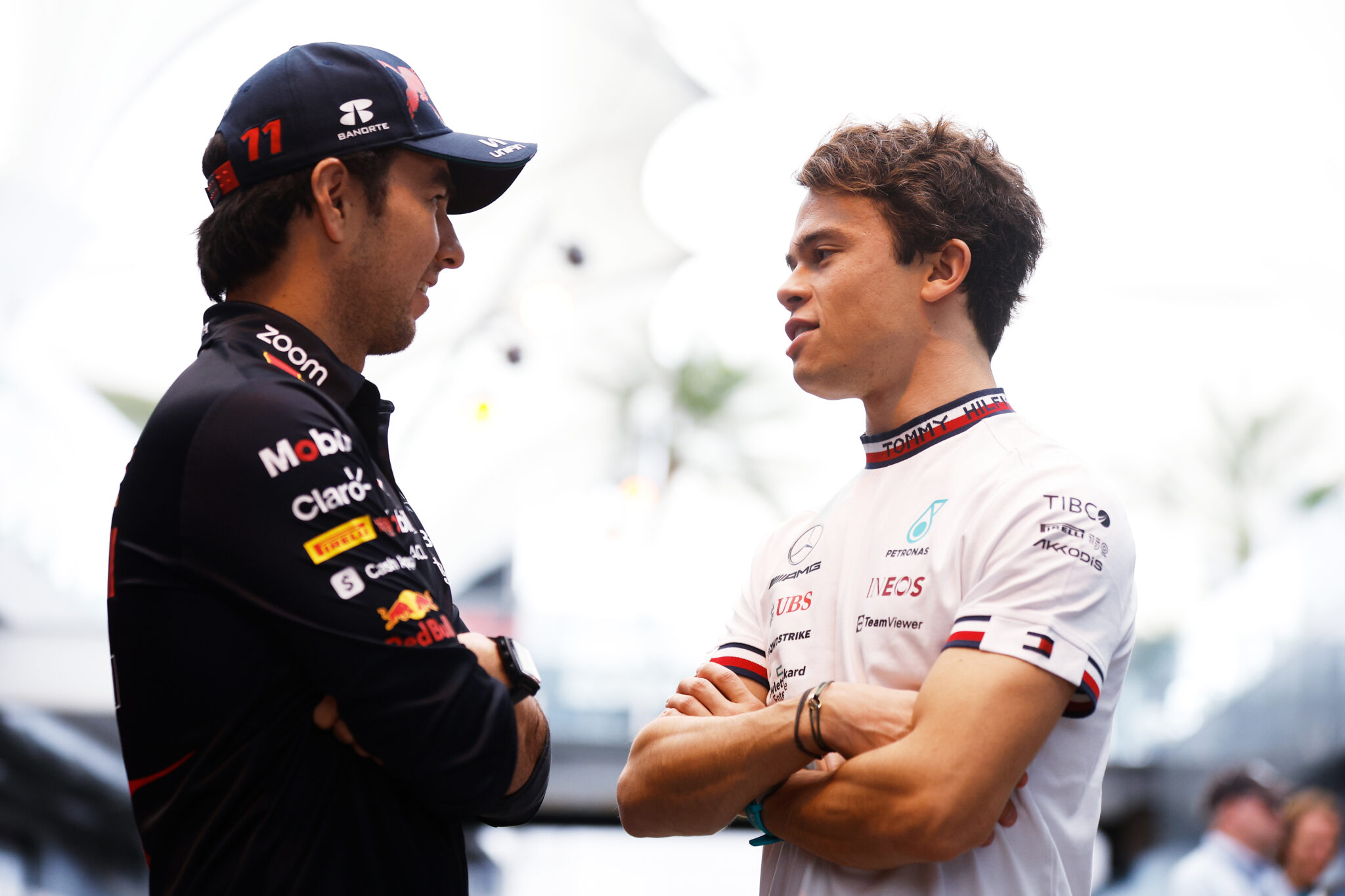 Nyck de Vries, Sergio Pérez