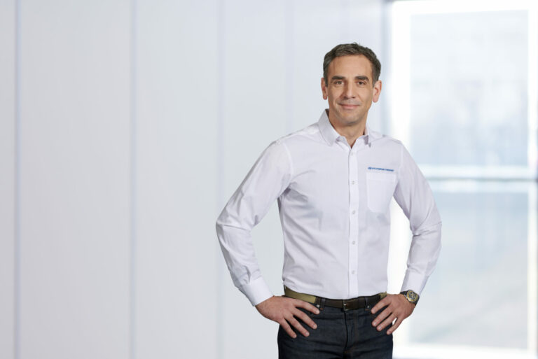 Cyril Abiteboul, Hyundai