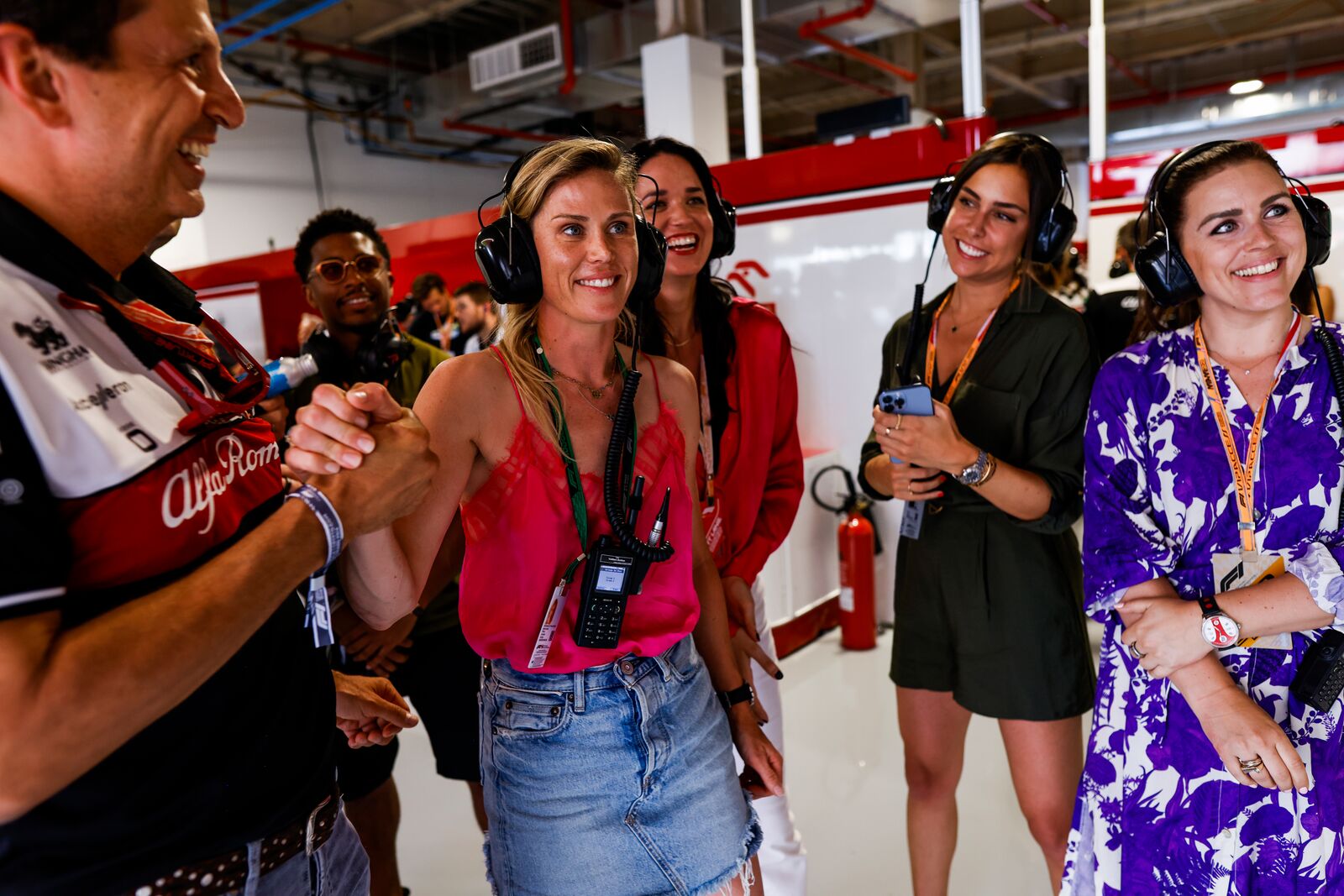 Csajok a paddockban, avagy őket szeretik az F1-es versenyzők!