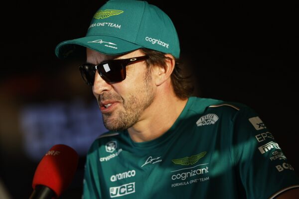 Fernando Alonso, Aston Martin