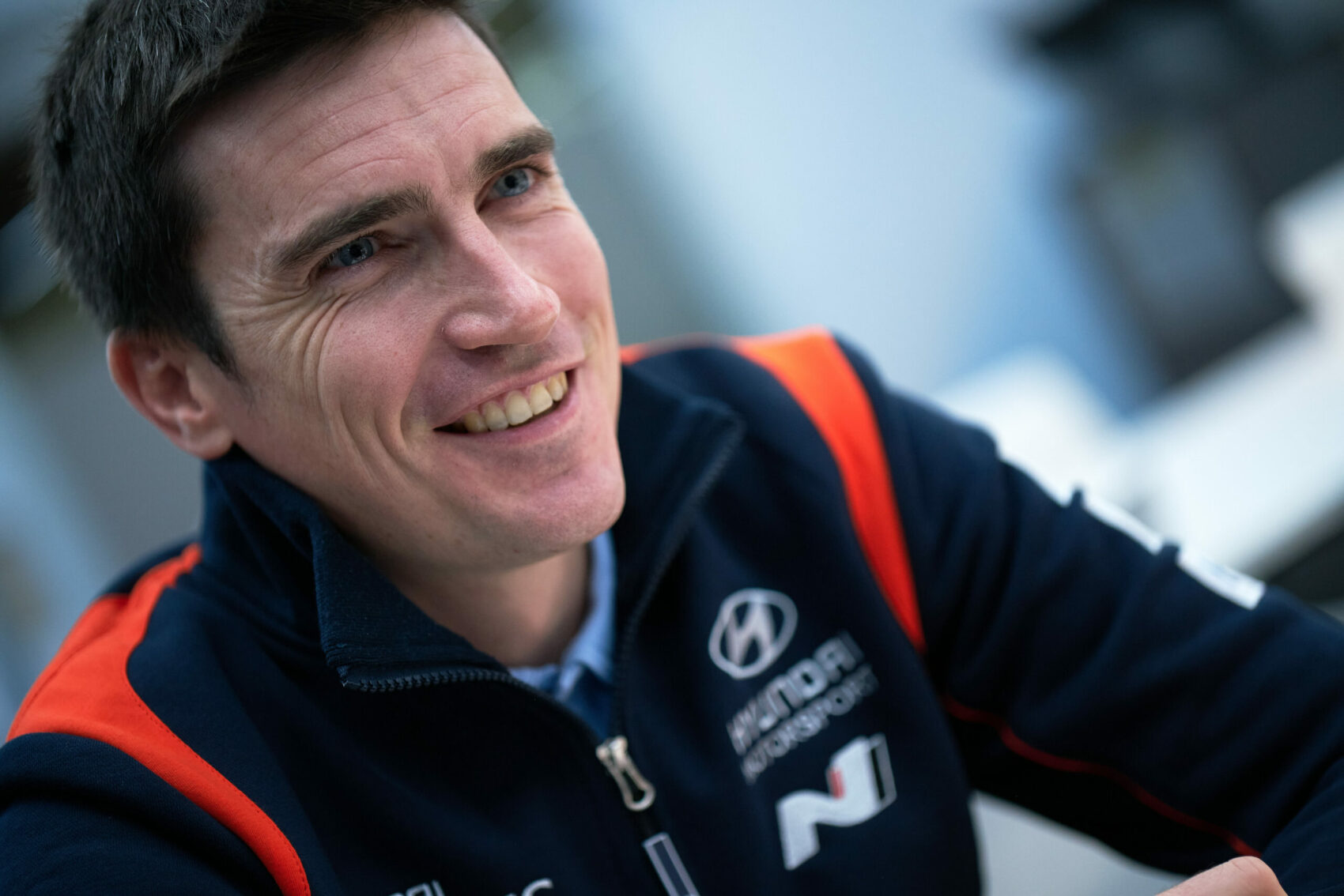 Az F1-es társadalom is gyászolja a tesztbalesetben elhunyt raliversenyzőt