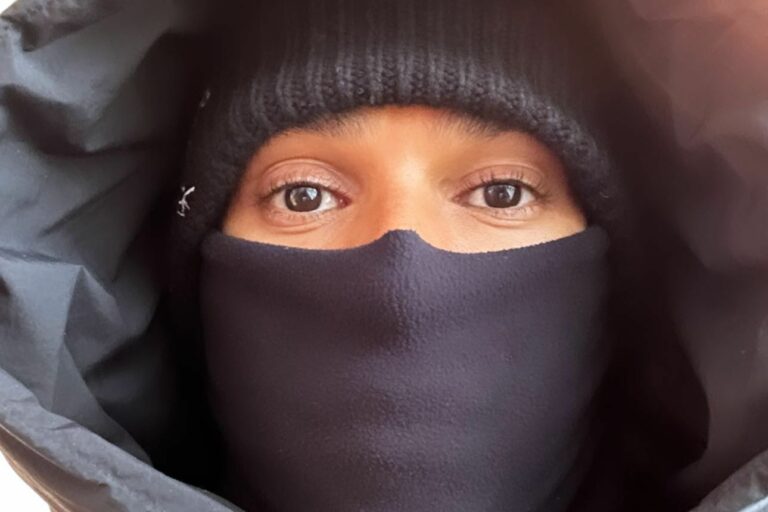 Hamilton „átlagemberként”, a nézőtéren szurkolta ki öccse eddigi legjobb eredményét (videó)