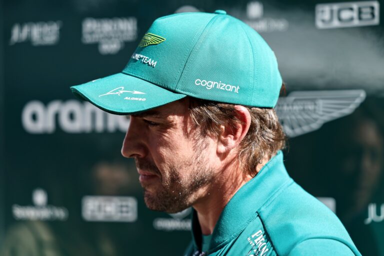 Fernando Alonso, Aston Martin