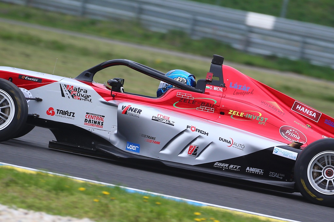 Az F1 hazai Mekkájában kezd Michl Olivér, míg az örökös magyar bajnok Ausztriában tér vissza