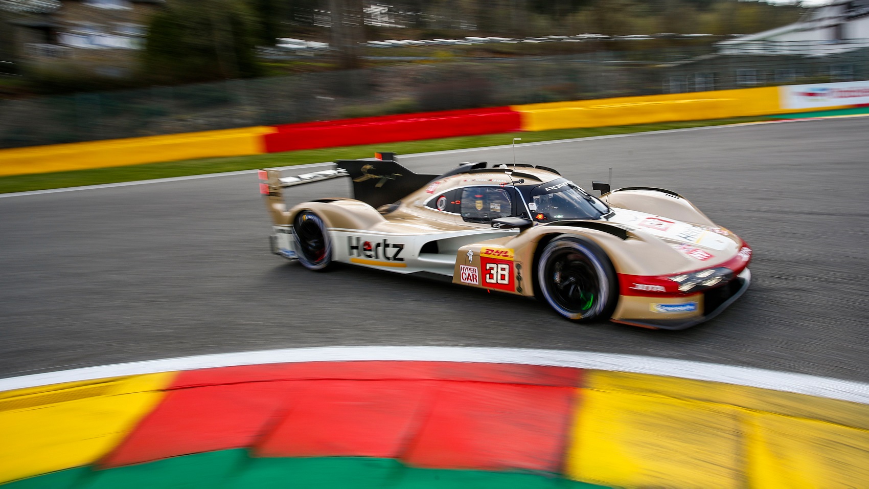 Porsche 963, Hertz Team Jota (#38), Antonio Felix da Costa (P), Will Stevens (UK), Yifei Ye (CHN)