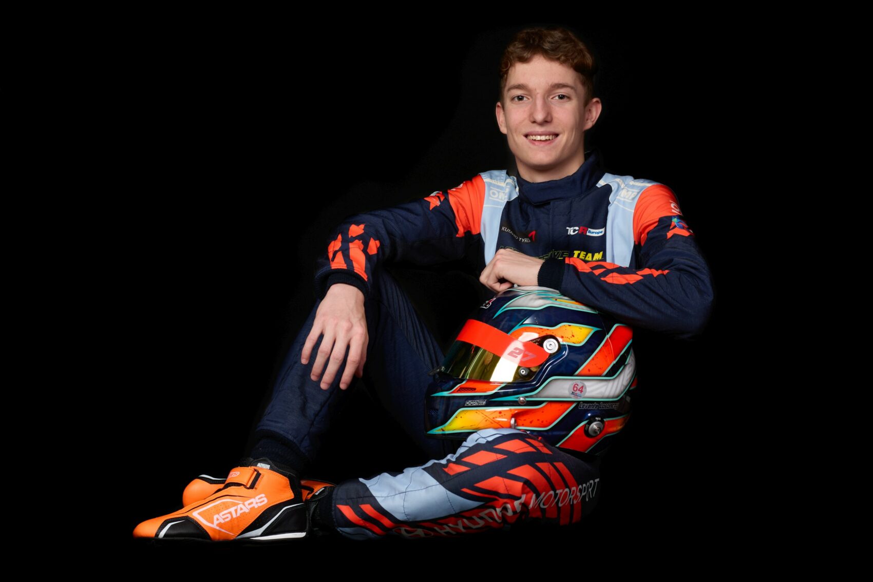 Erős mezőnyben, legendás pályákon versenyez idén Losonczy Levente 