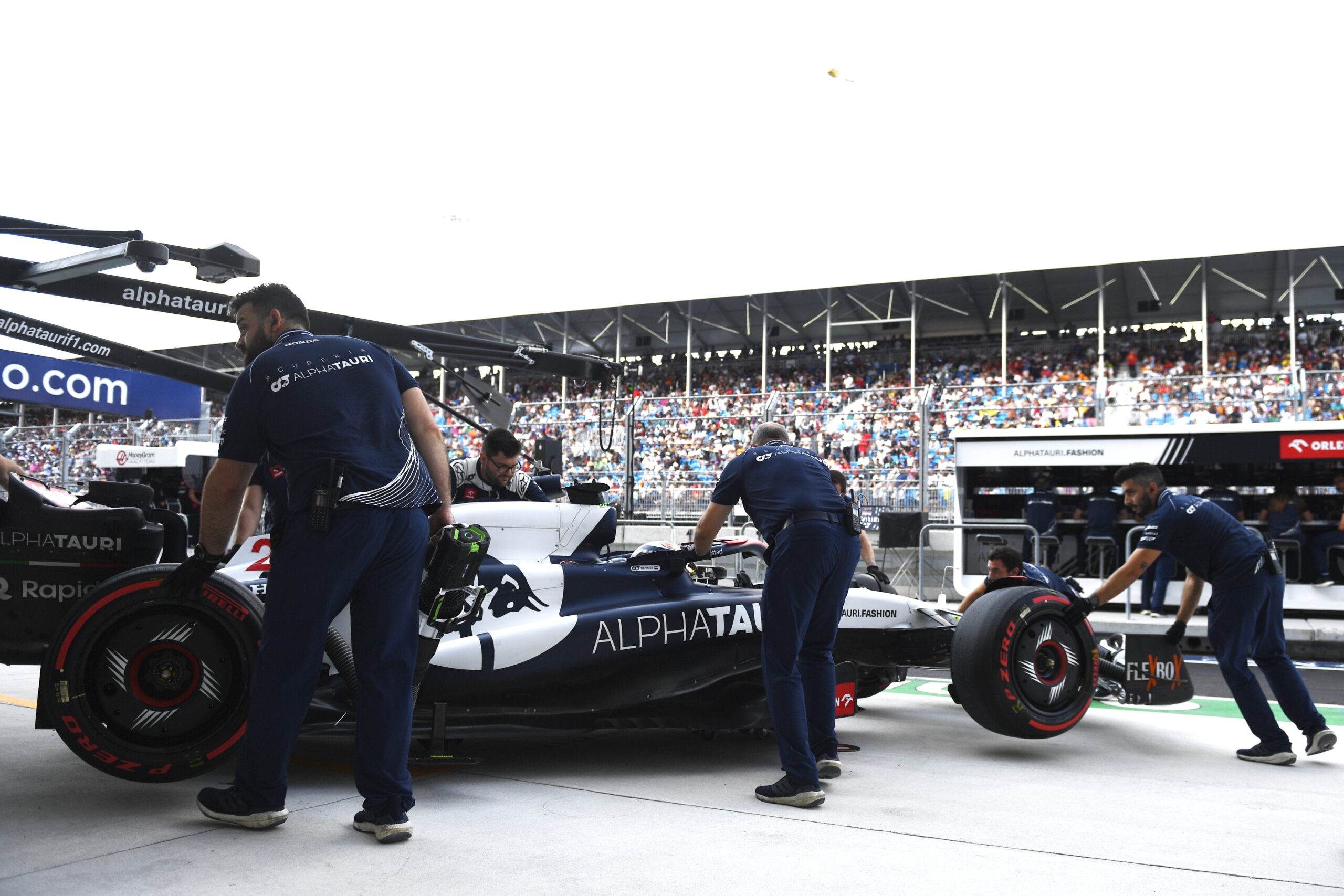 A Red Bull kisebbik csapatánál újabb változások lesznek