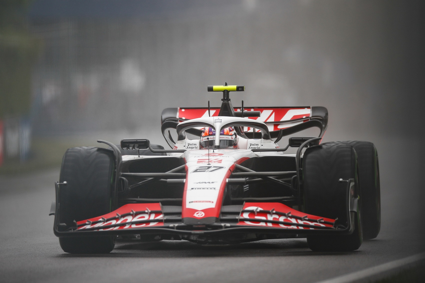 Történelmet írt a kiscsapat a kaotikus montreali időmérőn