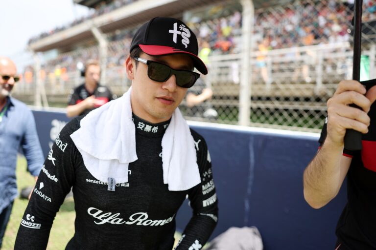 Guanyu Zhou, Alfa Romeo