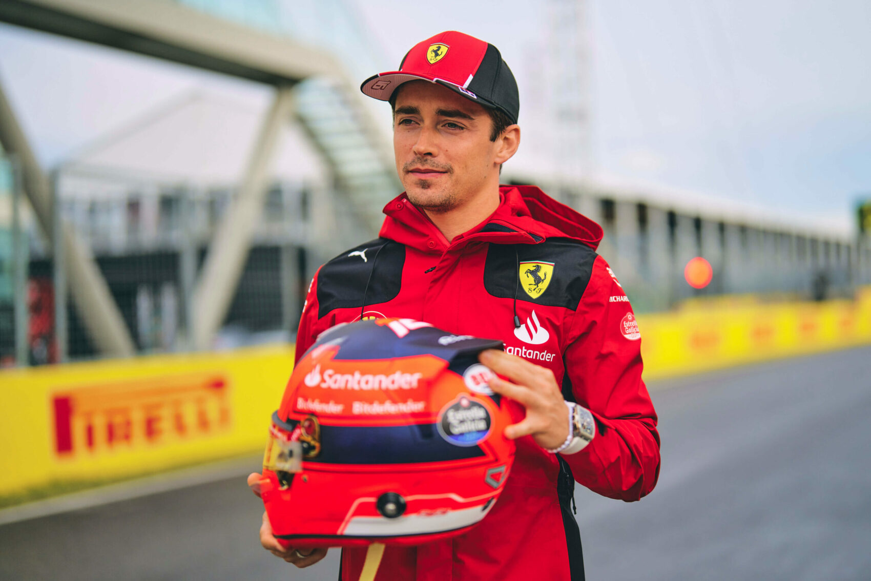 Leclerc Ferrari-legenda előtt tiszteleg a Kanadai Nagydíjon