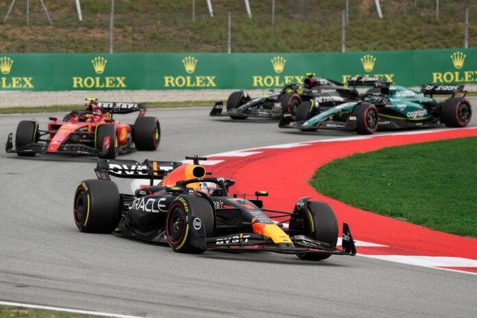Max Verstappen, Carlos Sainz, Lewis Hamilton