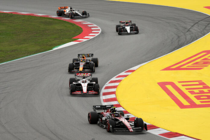 Csou Kuan-jü Alfa Romeo Haas Nico Hülkenberg Sergio Perez Red Bull