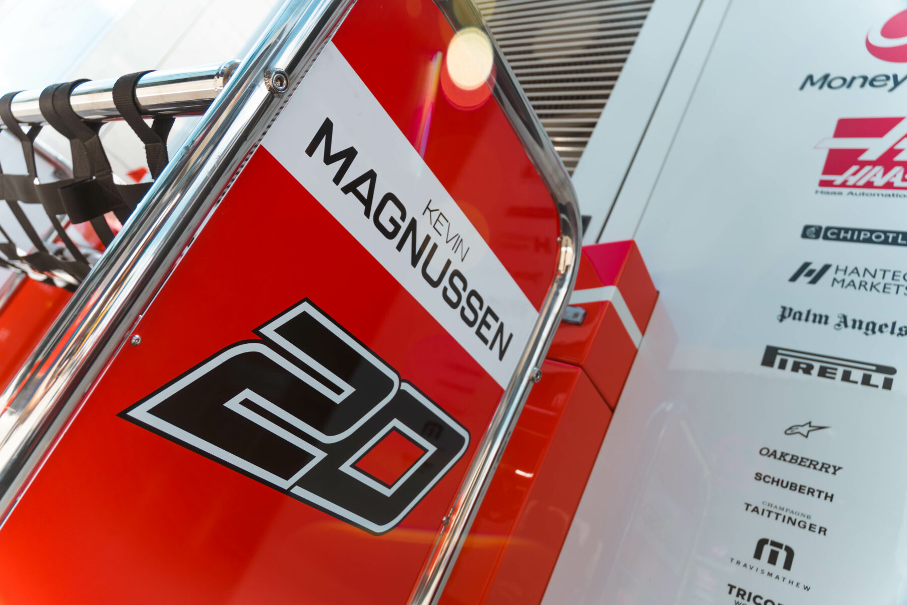 Kevin Magnussen, Haas