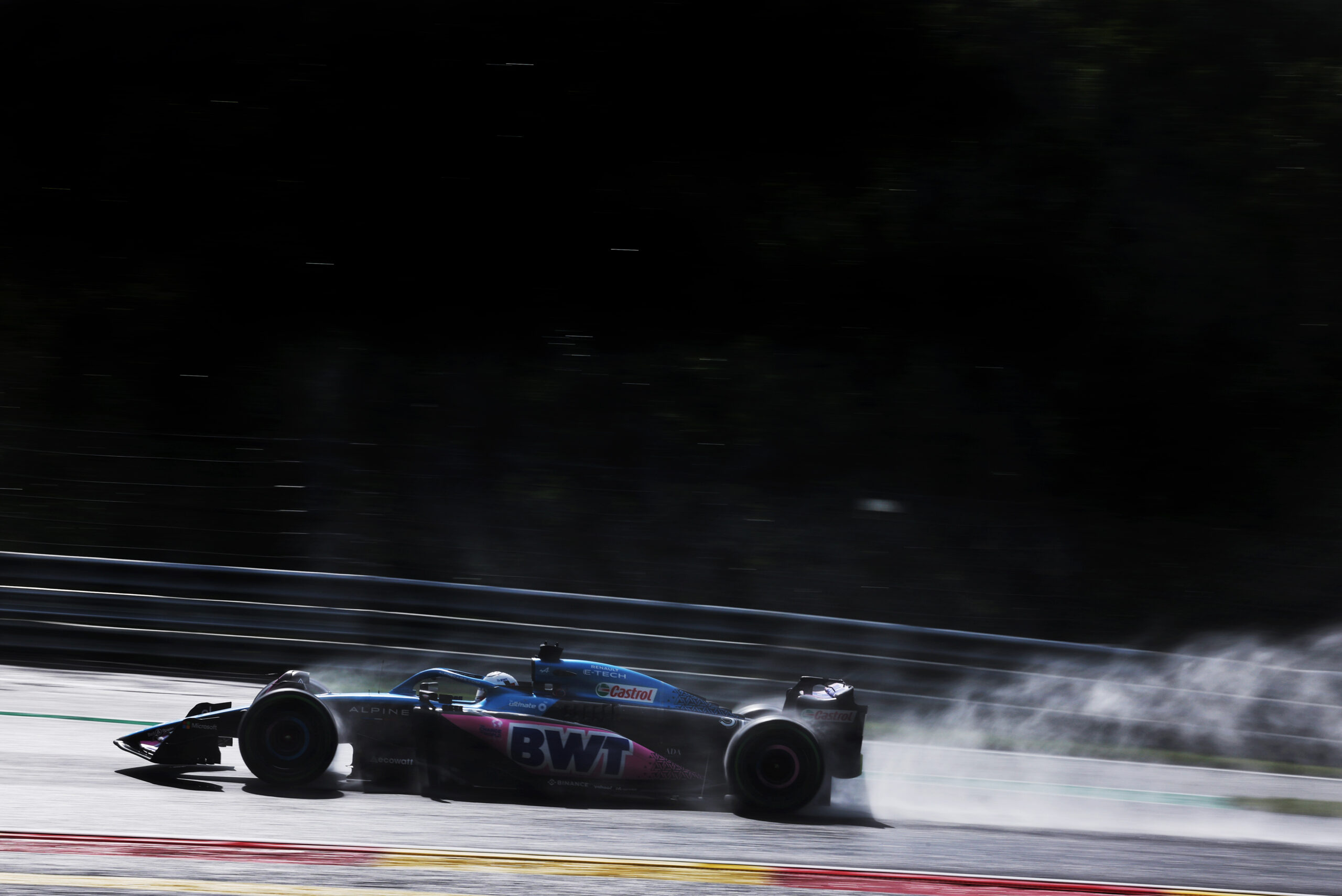 Durván beleállt egykori csapatába a kirúgott F1-es csapatfőnök