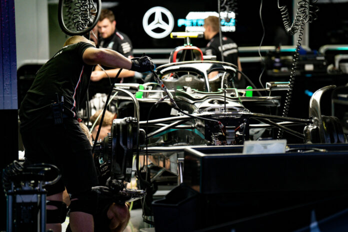 F1 Mercedes szerelők