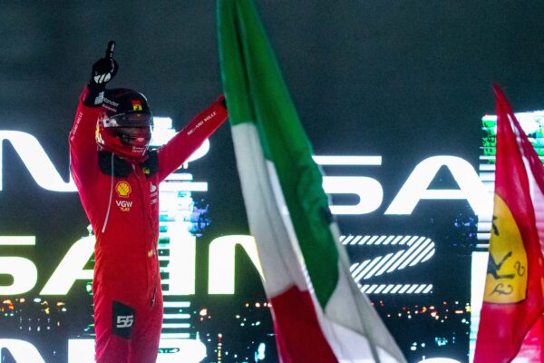 Carlos Sainz, Ferrari