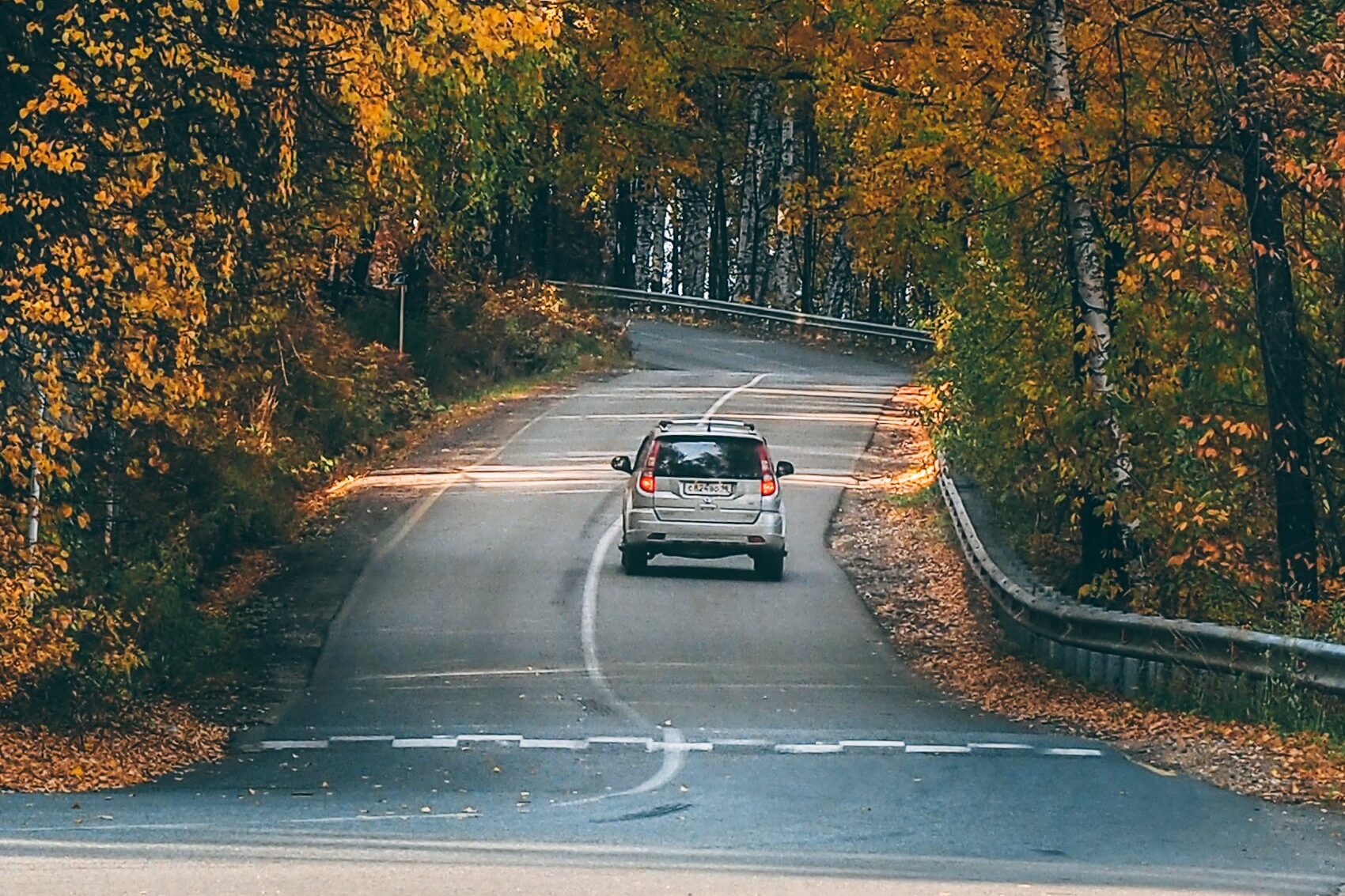 Mire kell figyelni ősszel az utakon? – podcast