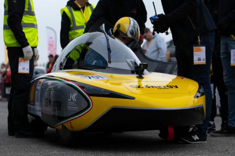 Hogyan működik egy sikeres, rangos versenyt megnyerő mérnökhallgatói csapat? – podcast