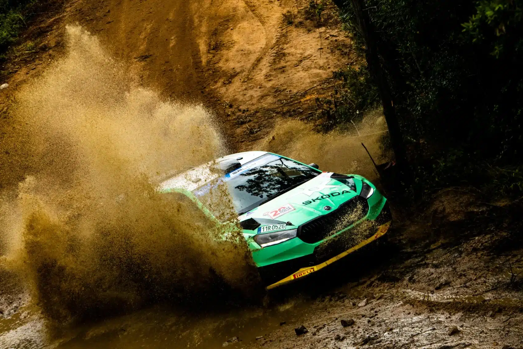 Andreas Mikkelsen WRC2-es programot teljesít a Škodával