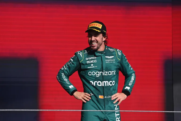 Fernando Alonso, Aston Martin