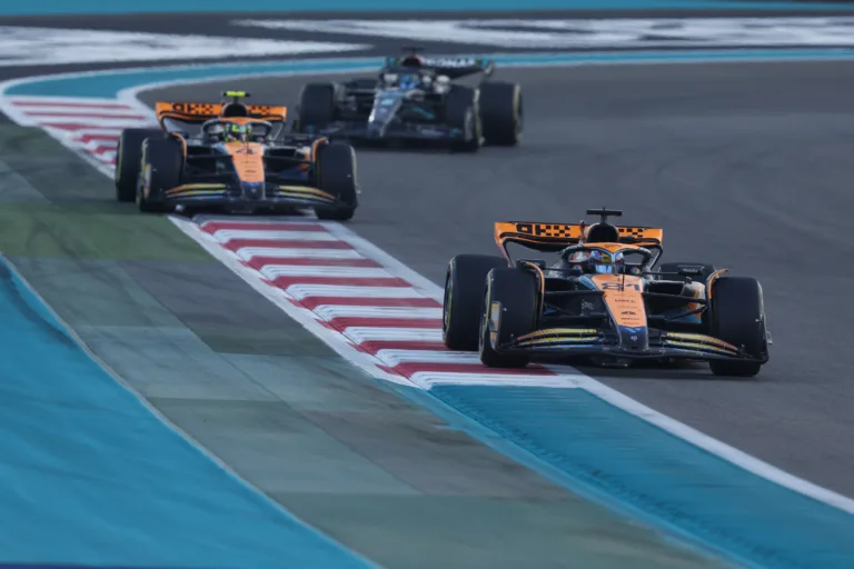 Elszipkázott egy régi szponzort a Mercedestől az egyik ügyfele